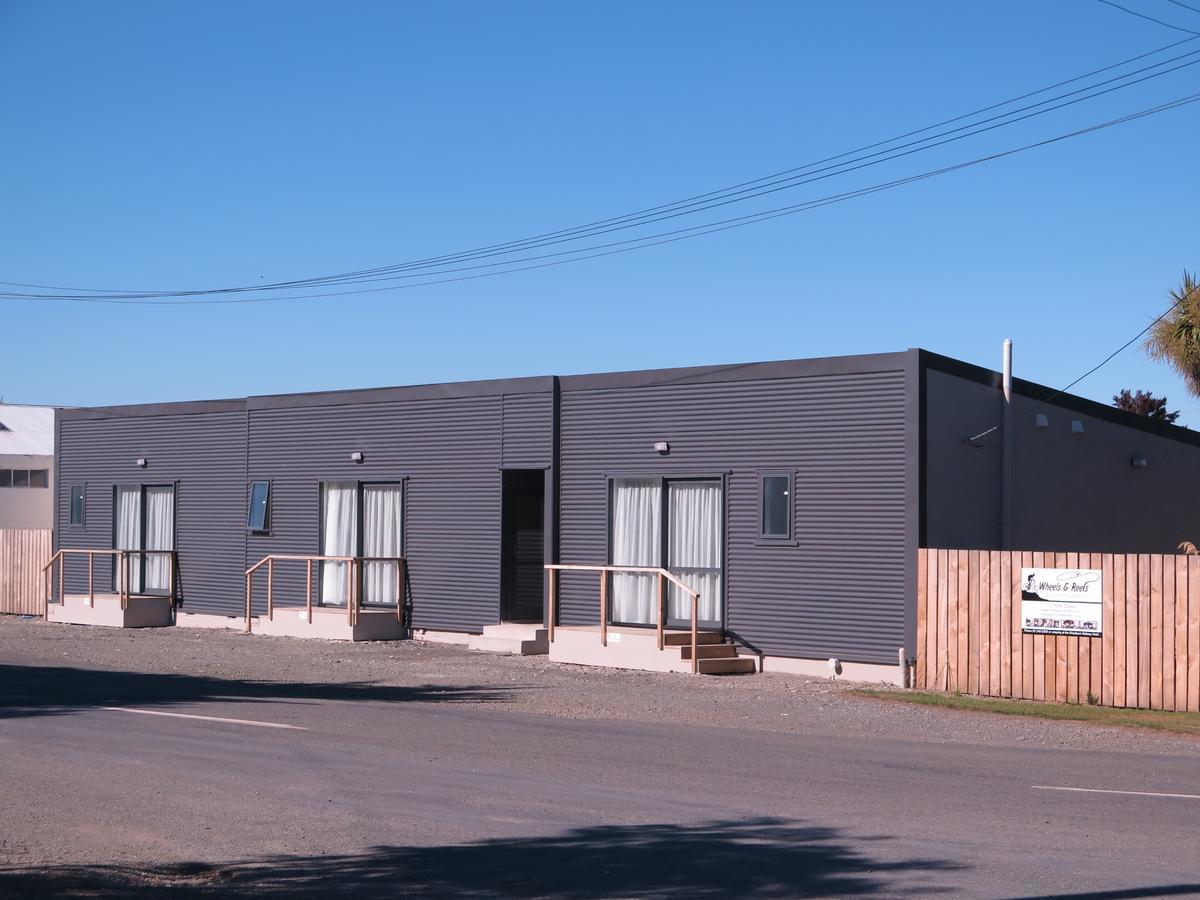 Wheels And Reels Accommodation Mossburn Exterior photo